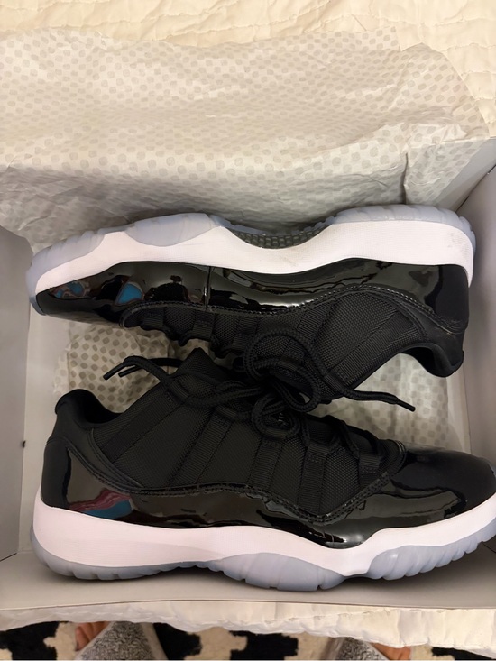 Air Jordan 11 retro low: black/white/varsity royal main image 5